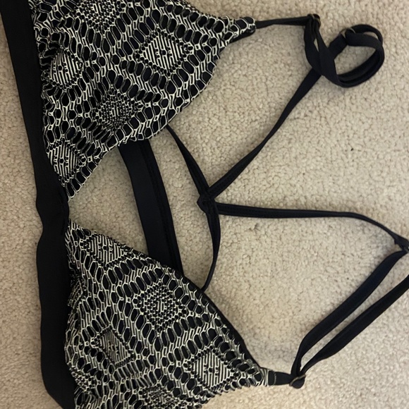 Bikinis Galore Bundle! - Picture 8 of 16